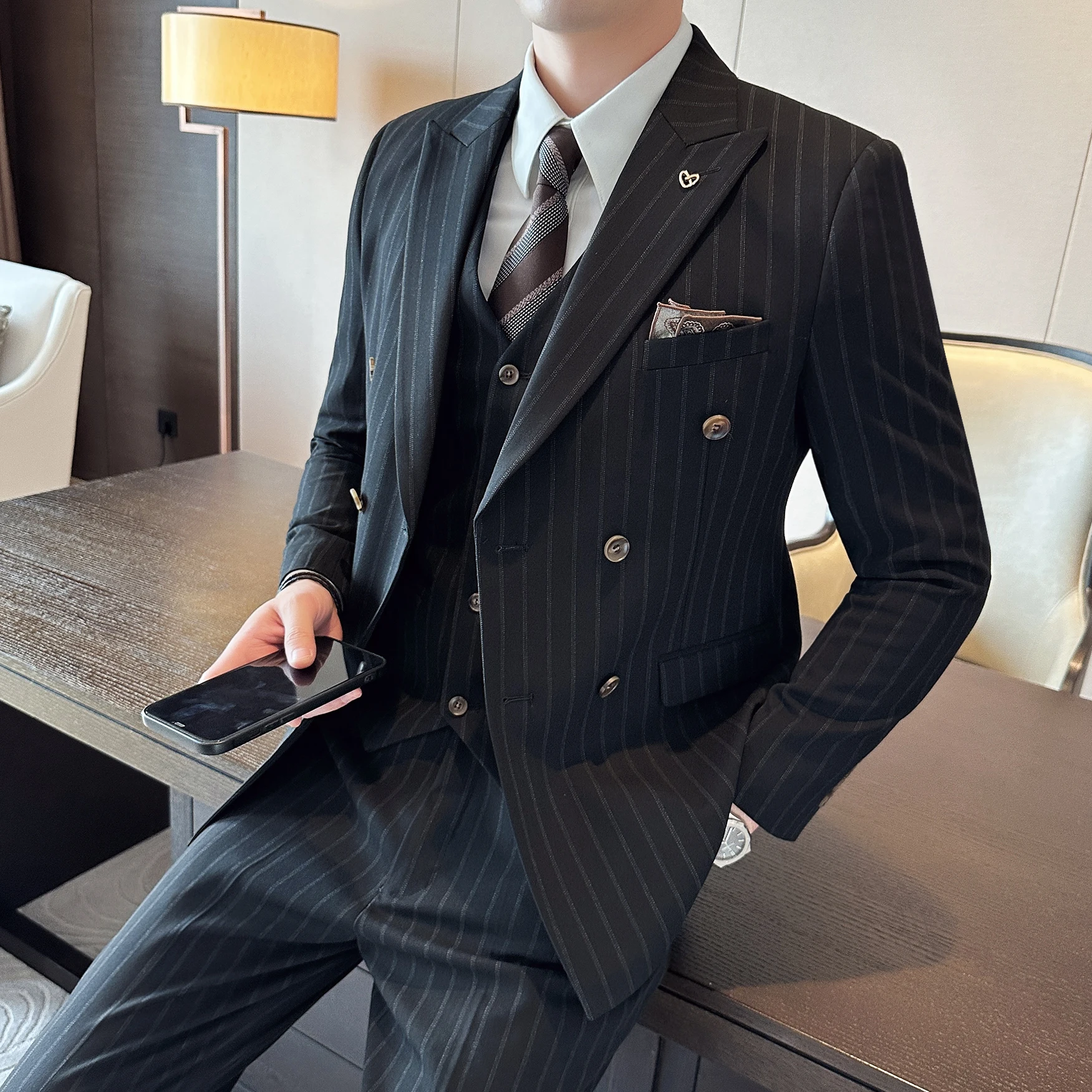 Color: Beige, Size: M - 2025 Korean-Style British High-Quality Autumn Winter Three-Piece Suit Set Fashionable Cool Versatile Striped Men's Clothing