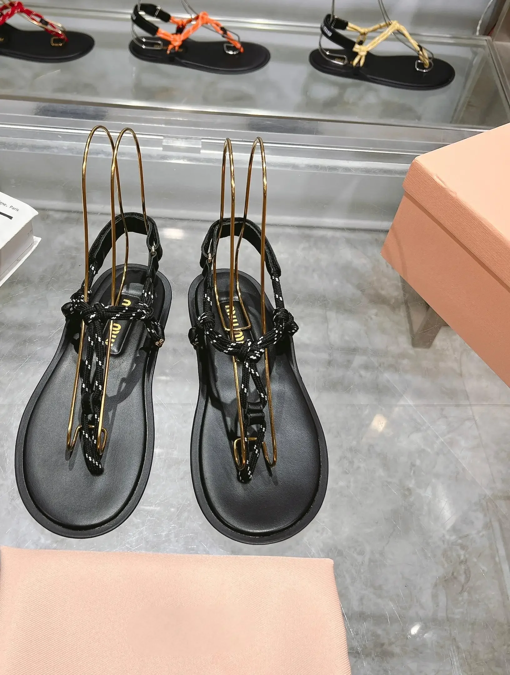 Color: black, Shoe Size: 37 - Fashionable and cost-effective MIU series 25 new summer products, the world's most popular flip-flops, versatile and trendy