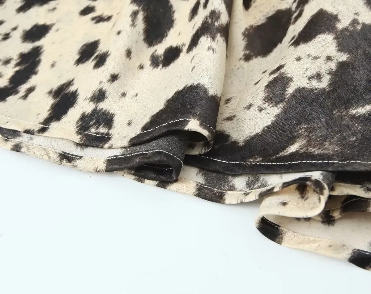 Color: Beige, Size: S - Spring and Autumn New Women's Versatile Animal Pattern Printed Silk Satin Texture Midi Half length Skirt