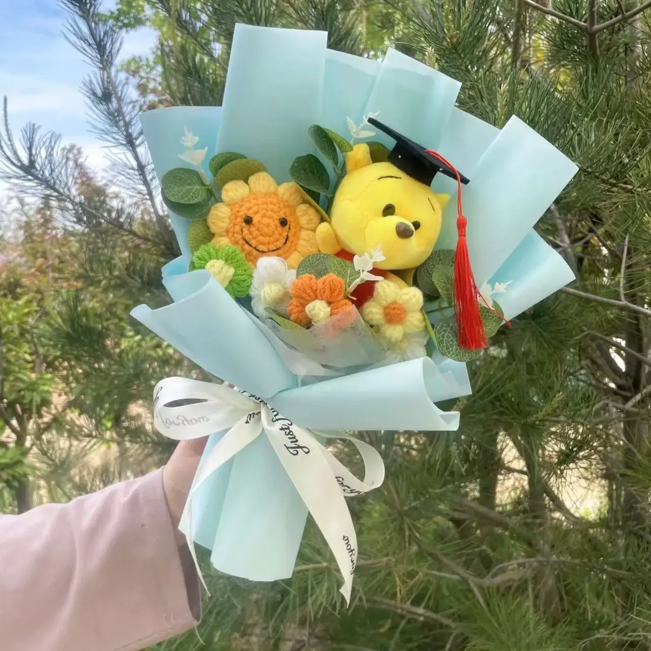 Color: light green - Cartoon Winnie the Pooh Plush Doll Toy Handmade Flower Bouquet Wedding Valentine's Day Christmas Graduation Gifts