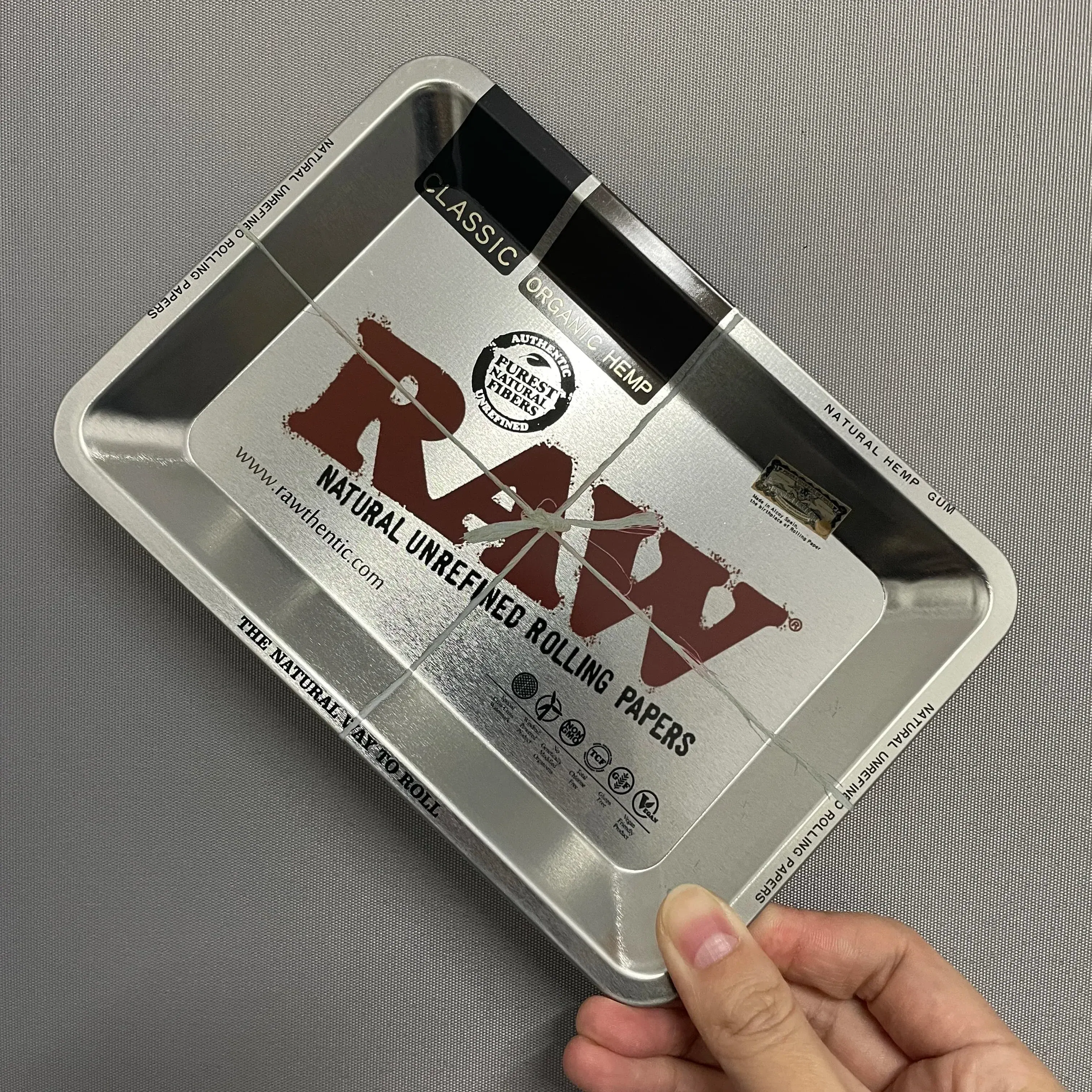 Color: green - RAW Classic Rolling Tray Multi Designs Available