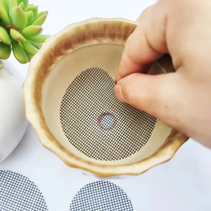 Color: Red, Sheet Size: S - Pot Hole Mesh Pad Mat Grid Round Drainage Hole Screen for Pot Bottom Prevent Soil Loss Anti Bonsai Flower Plant Gardening Tools