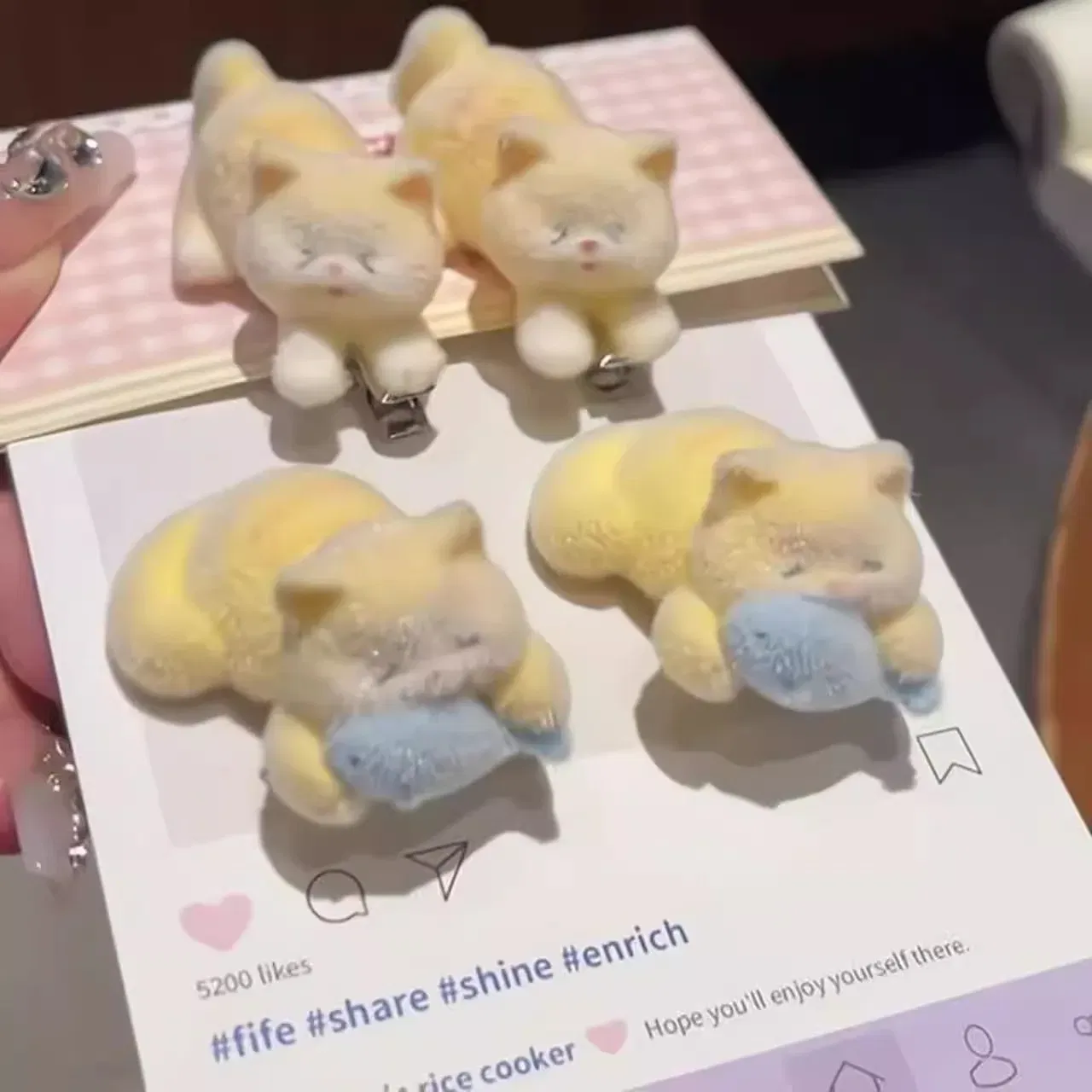 Color: GRAY - 1/2pcs New Cat Flocking Hair Clip Plush Cute Cat Fish Hairpin Sweet Kawaii Hair Clips for Girls Kids Headwears Deraction Gifts