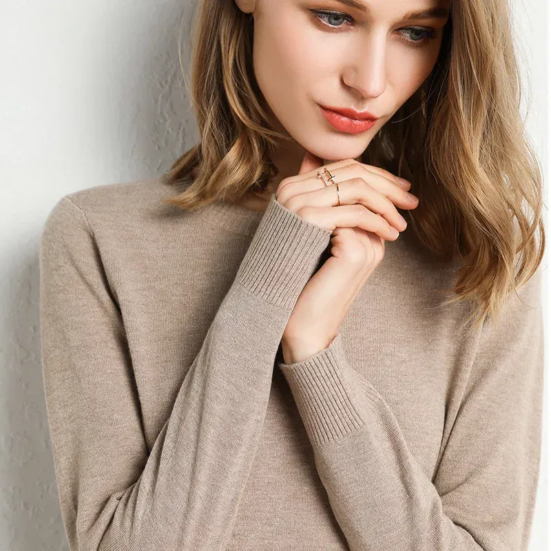 Color: Blue, Size: L - Women Slim O-Neck Solid Pullover Cashmere Wool Blending Sweater Autumn And Winter Long-Sleeved Knit Bottoming Shirt Large Size