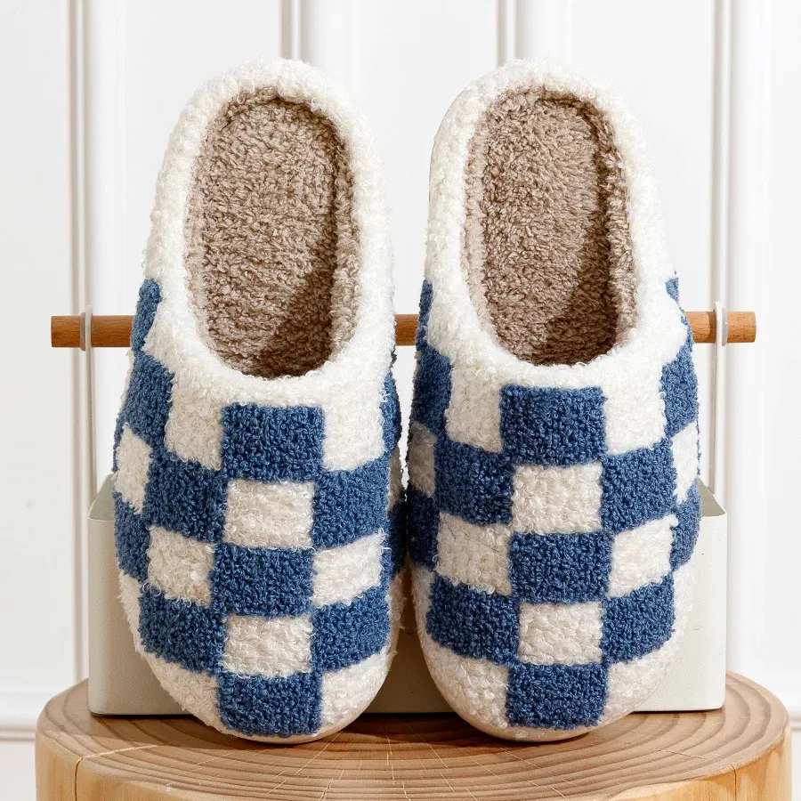 Color: Pink, Shoe Size: 43-44 - Fashion Retro Checker Women's Winter Warm Home Slippers Couple Indoor Bedroom Plush Anti-slip Soft Sole Leisure Shoes Men