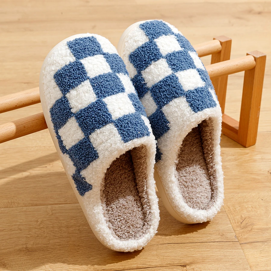 Color: Pink, Shoe Size: 43-44 - Fashion Retro Checker Women's Winter Warm Home Slippers Couple Indoor Bedroom Plush Anti-slip Soft Sole Leisure Shoes Men