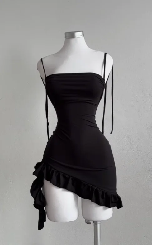 Color: black, Size: M - 2025 popular European and American new dress with summer high-end feel Y2K sexy backless lace up spicy girl's hip hugging skirt