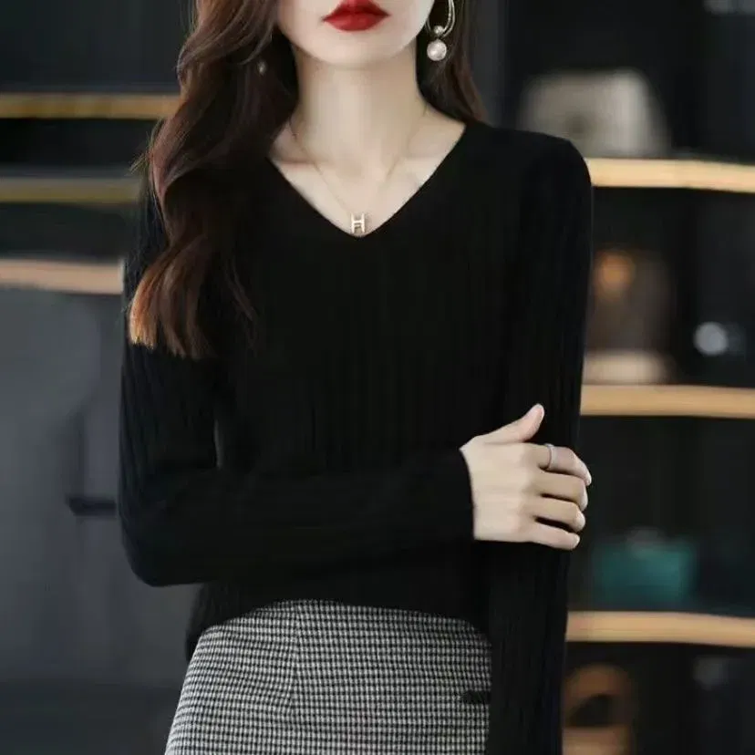Color: Burgundy, Size: M - Women Sweater Long Sleeve Top Knitted Pullover V-Neck Fashion Sweater Woman Winter Basic Female Clothing Soild OL Sweater DF4933