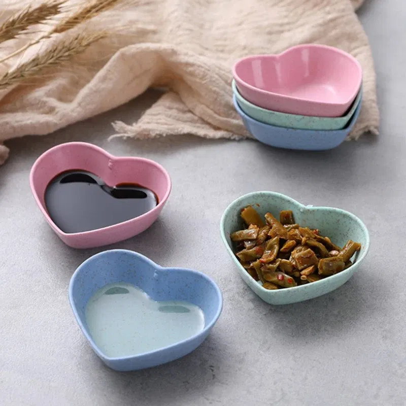Color: GRAY - n.Mini Cute Love Heart Shape Wheat Straw Bowl Vinegar Seasoning Solid Soybean Dish Sauce Salt Snack Small Plate Kitchen Supplies