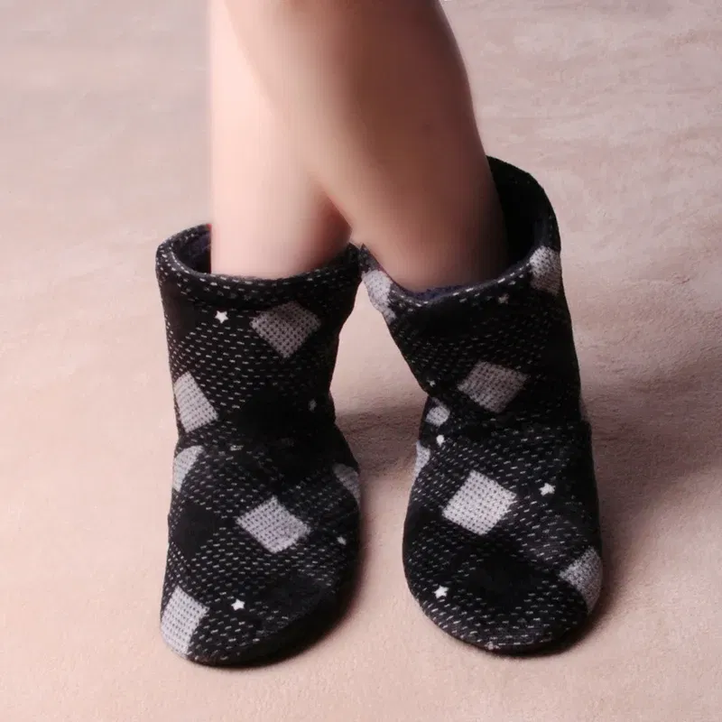 Color: GRAY, Shoe Size: 42 - Mntrern Casual Men Shoes Home Slippers Lattice Soft Plush Male House Slippers Warm Winter New Cotton Slippers Shoes Men Big Size