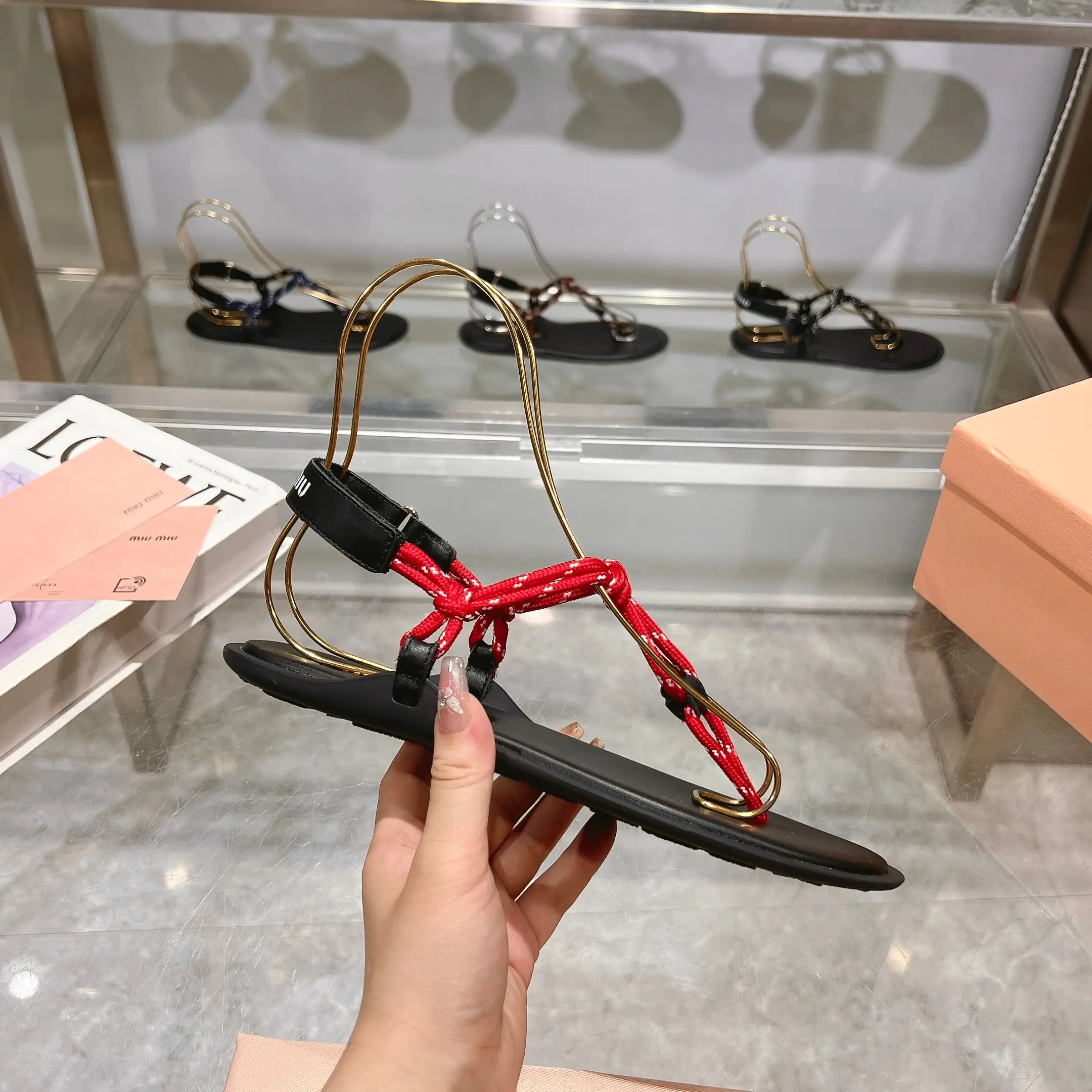 Color: Red, Shoe Size: 35 - Fashionable and cost-effective MIU series 25 new summer products, the world's most popular flip-flops, versatile and trendy