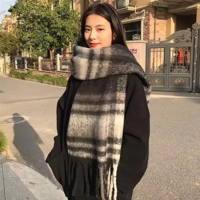 Color: Gold, Size: XXS - 2025 Hot  Luxury Winter Thick Warm Scarf Women Cashmere Shawl and Wraps Pashmina Neckerchief Bufanda Female Long Tessel Echarpe