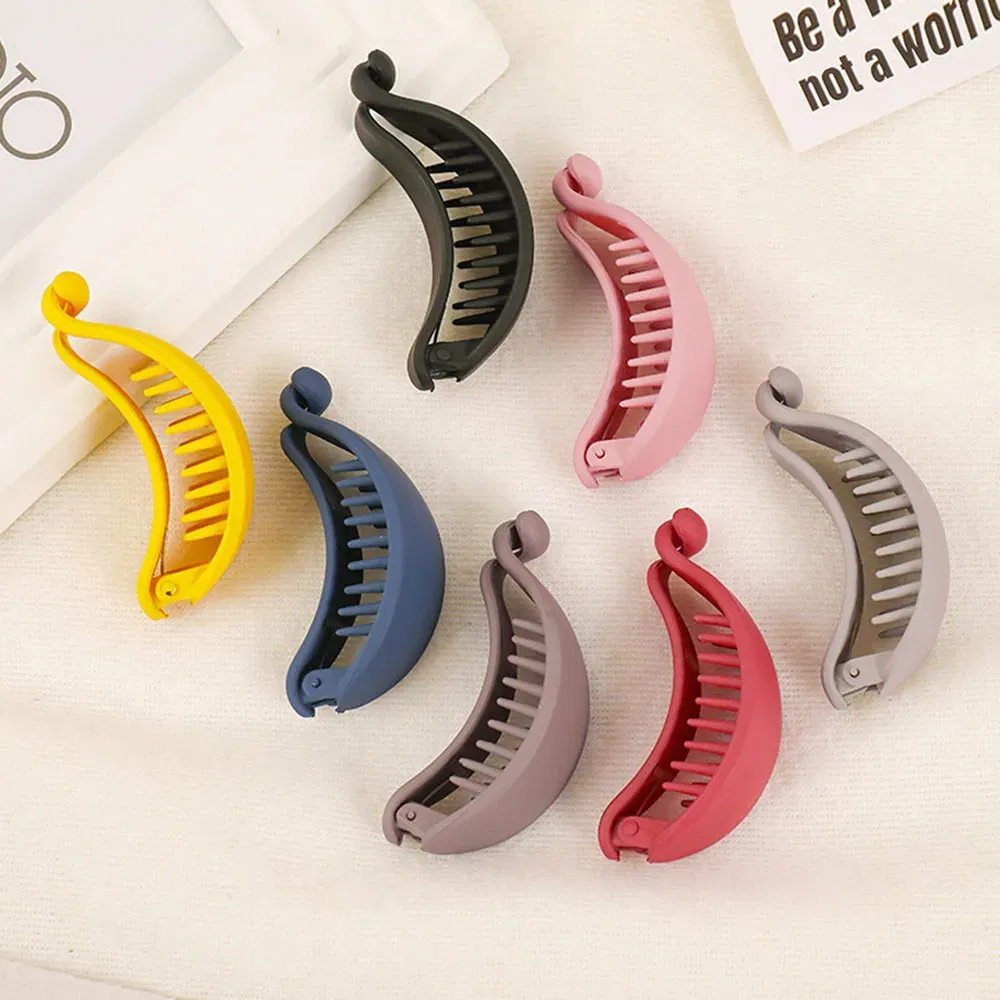 Color: Gold - New Cute Candy Colors Banana Shape Hair Claws Women Girls Sweet Hair Clips Ponytail Holder Hairpins Fashion Hair Accessories