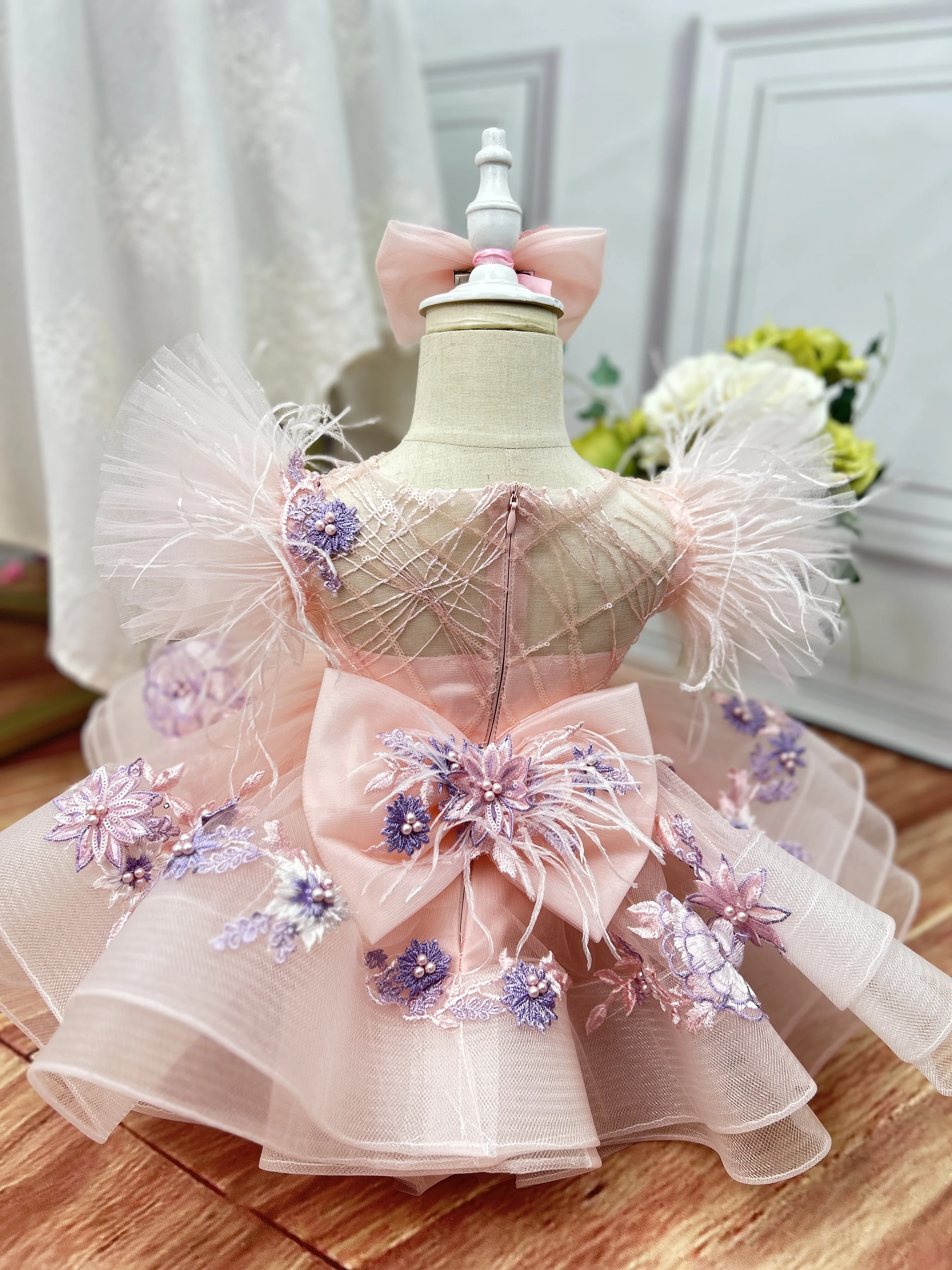 Color: Pink, Kid Size: 8T - New baby girl toddler dress birthday party dress exquisite unique girl sweet little fly sleeve cake skirt
