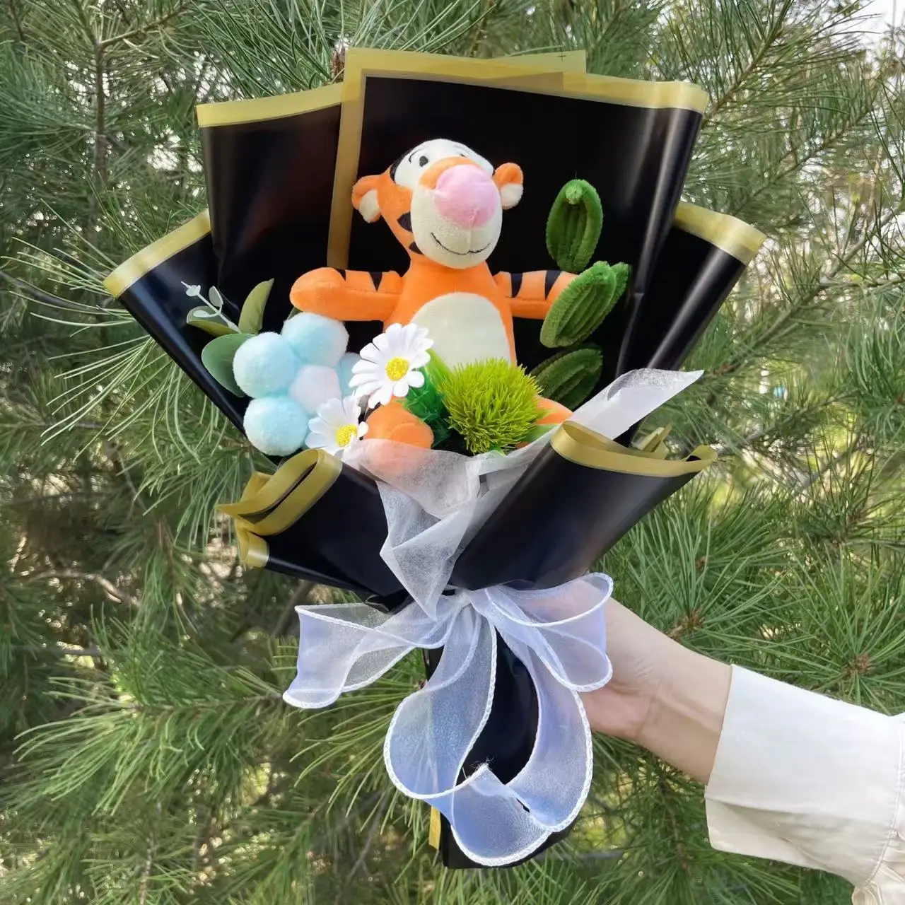 Color: light yellow - Cartoon Winnie the Pooh Plush Doll Toy Handmade Flower Bouquet Wedding Valentine's Day Christmas Graduation Gifts