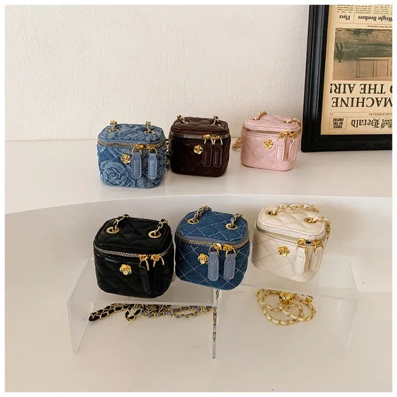 Color: Blue - New Fashion  Children's Bag Girl Baby Lingge Chain Bag Girl Crossbody Bag Handbag Bags For Girls  Free Shipping  Kids Bag