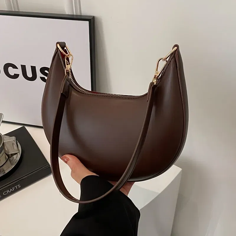 Color: black - New Fashionable High-end Moon-shaped Baseball Bag, Showing Luxury, Women's Single Shoulder Bag