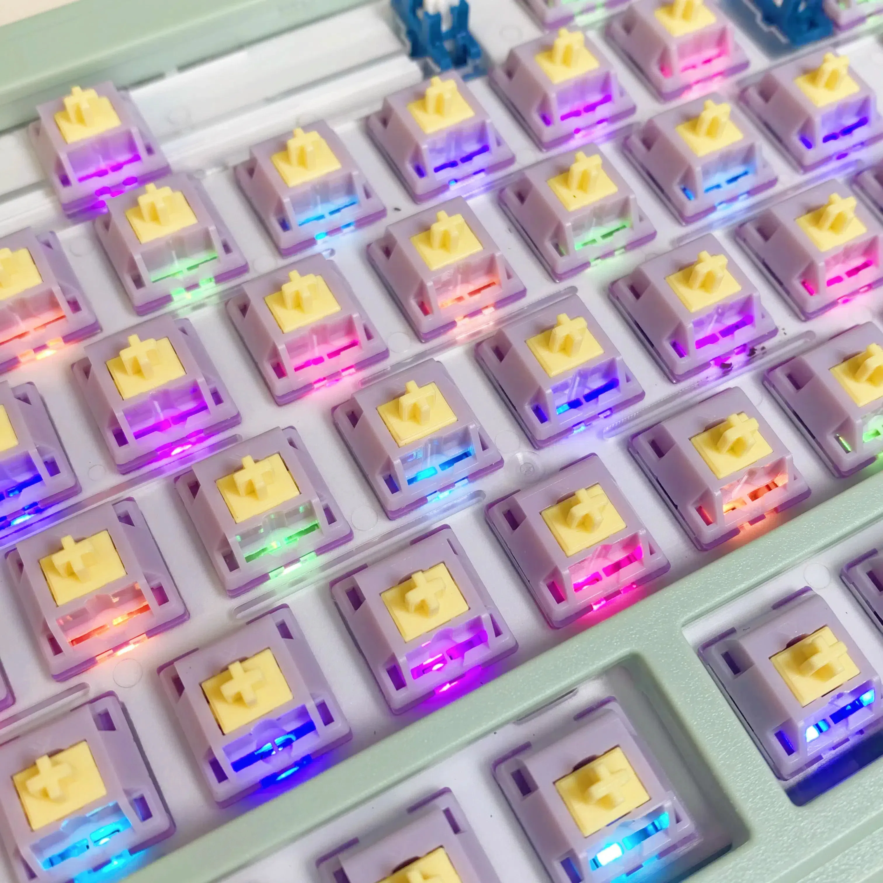 Color: Olive, Axis Body: BLACK SWITCH - KTT Hyacinth Linear Switch Five Pins Switches MX For Mechanical Gaming Keyboards 45g Prelubed