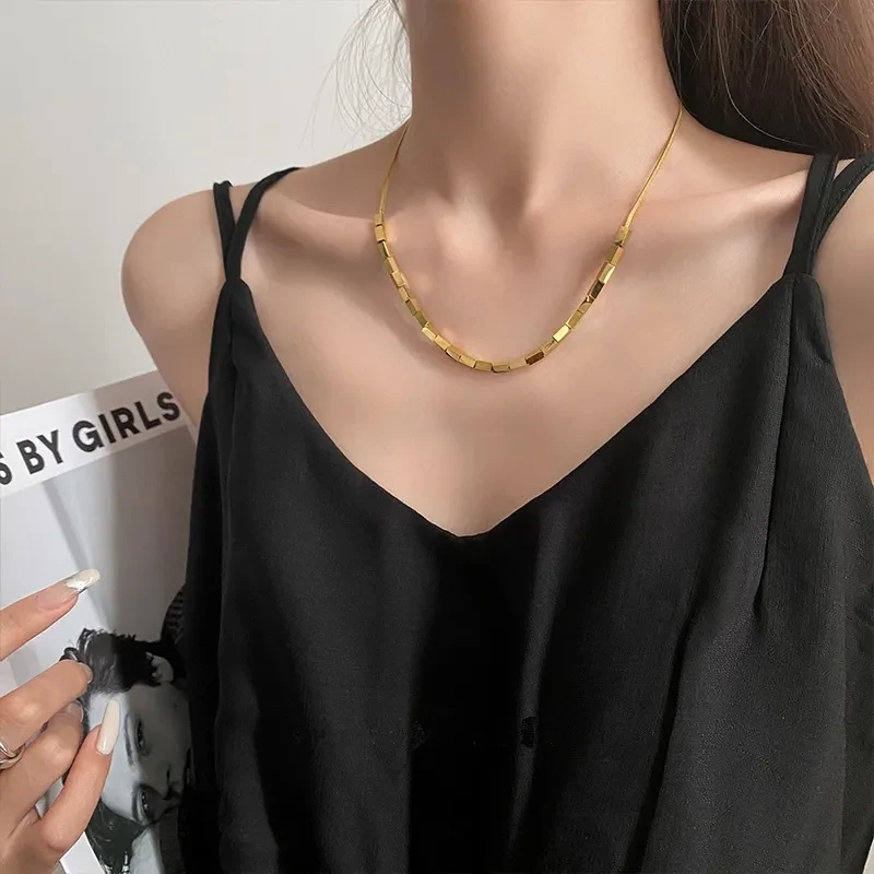 Gold Bar Necklace (Titanium Steel)