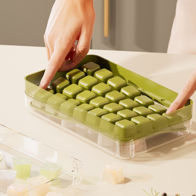 Press-Type Silicone Ice Cube Trays for Home Ice Storage and Making