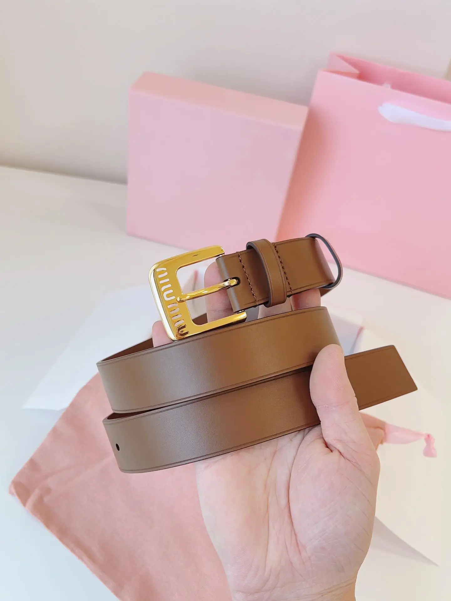 Color: WHITE, Belt Length: 100cm - Versatile and Practical, This Luxury Belt for Women Is A Must-have Gift That Easily Complements Any Style for Casual Elegance.