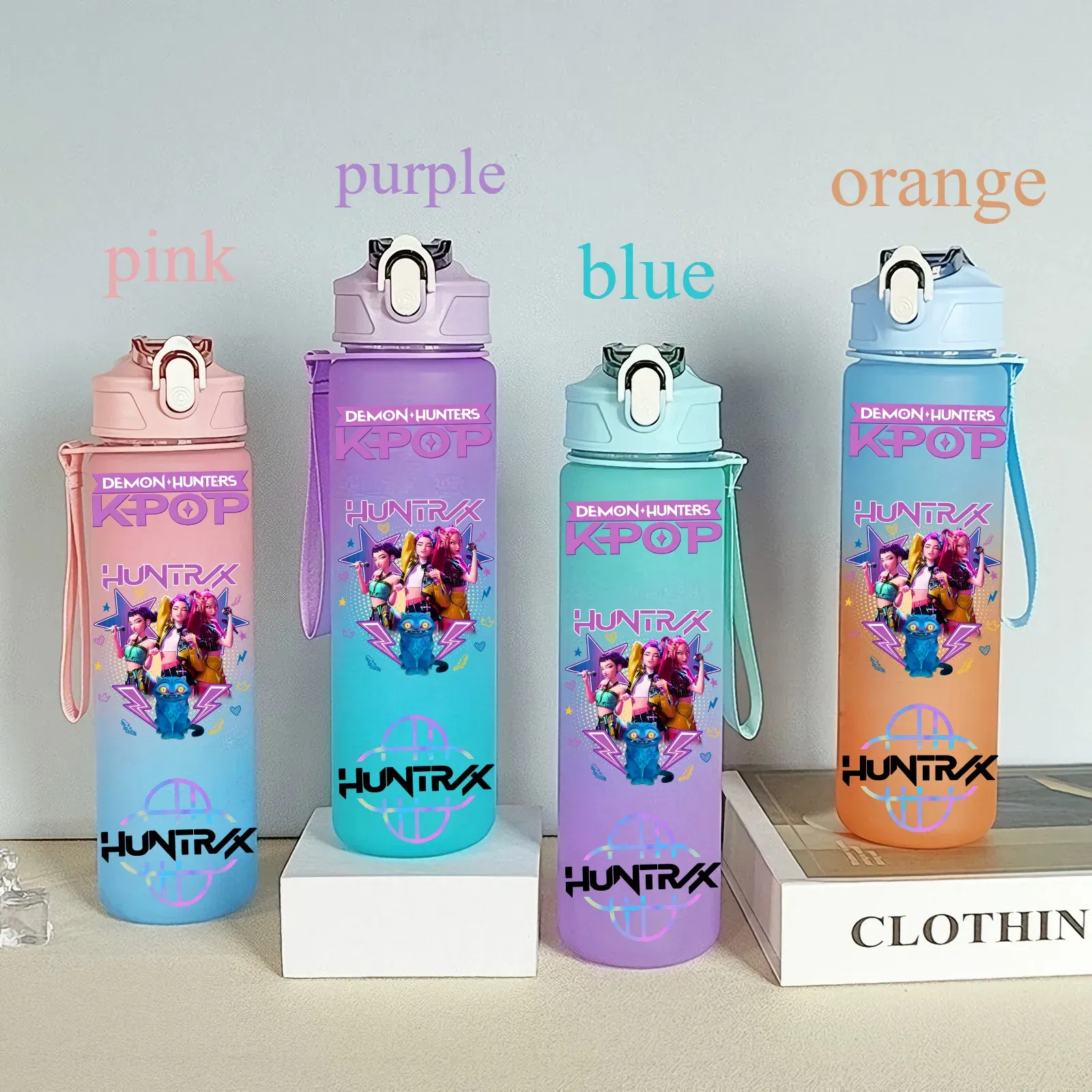 Color: Khaki, Size: 12cm - 750ML K-pop Demon Hunters HUNTR X Rumi Mira Zoey Jinu Celine Kpop Plastic Water Cup K Pop Drinking Bottle School Huntrix Gourde