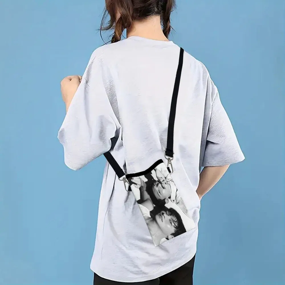 Color: GRAY, Size: Extra Large - Ji Chang Wook Phone Bag Adjustable and Detachable Strap Designed for Women Crossbody Convertible ShoulderBag3.3