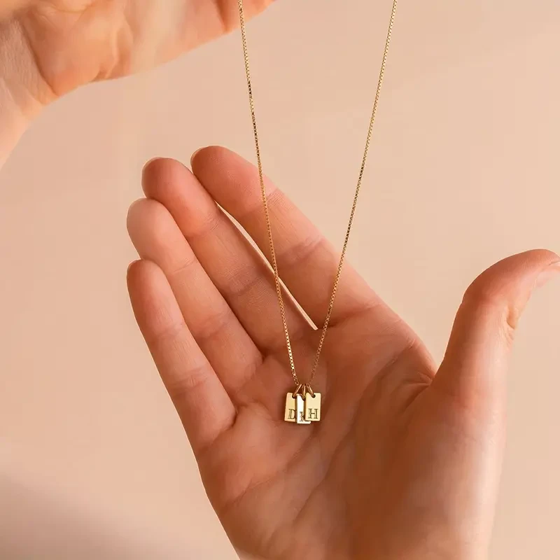 English Initial Letters Necklace 14K Gold