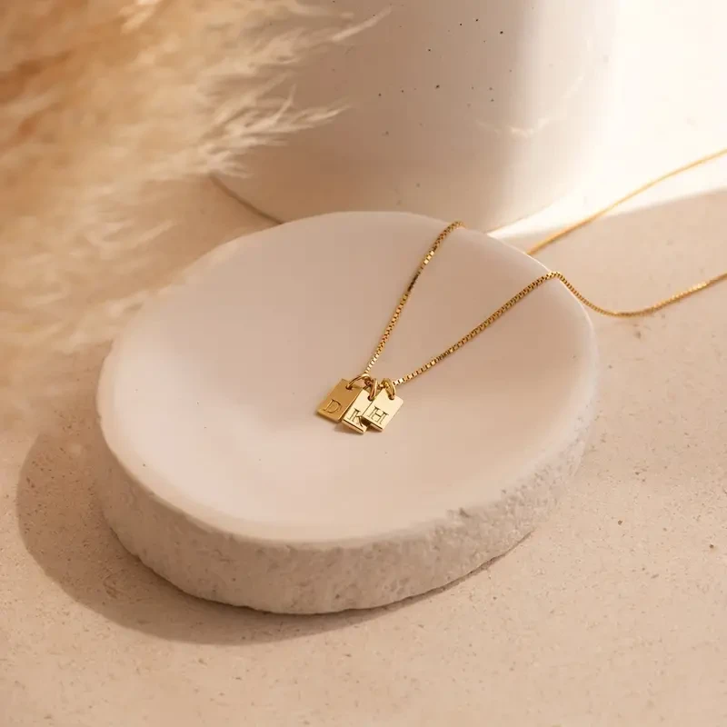 English Initial Letters Necklace 14K Gold