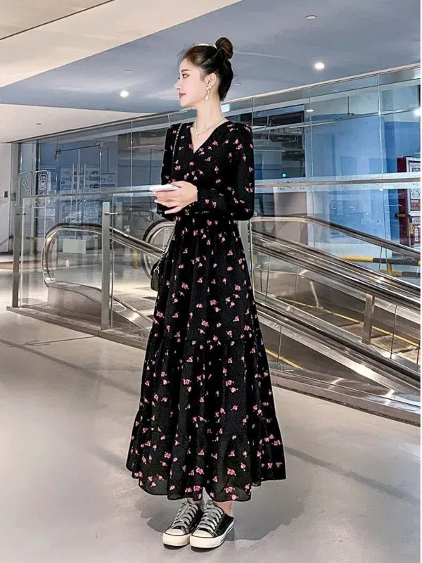 Color: black, Size: M - Chiffon floral dress 2024 spring/summer new high waisted slimming knee length skirt light luxury French style large skirt 3FWF