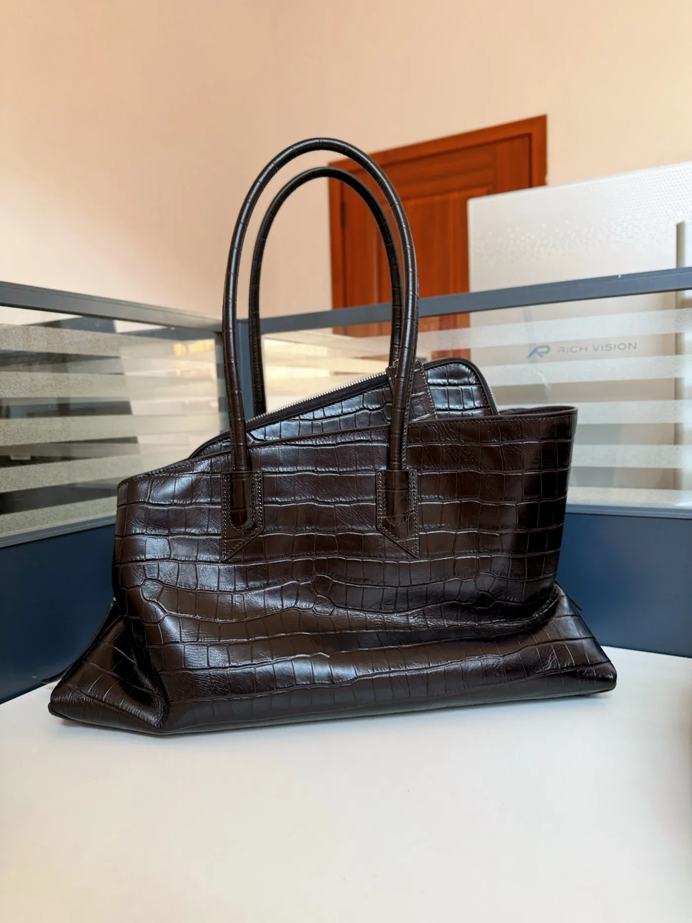 Color: APRICOT - Brand Crocodile pattern genuine leather luxury Handbags High Quality alligator large capacity Lady Totes Shoulder Crossbody Bag