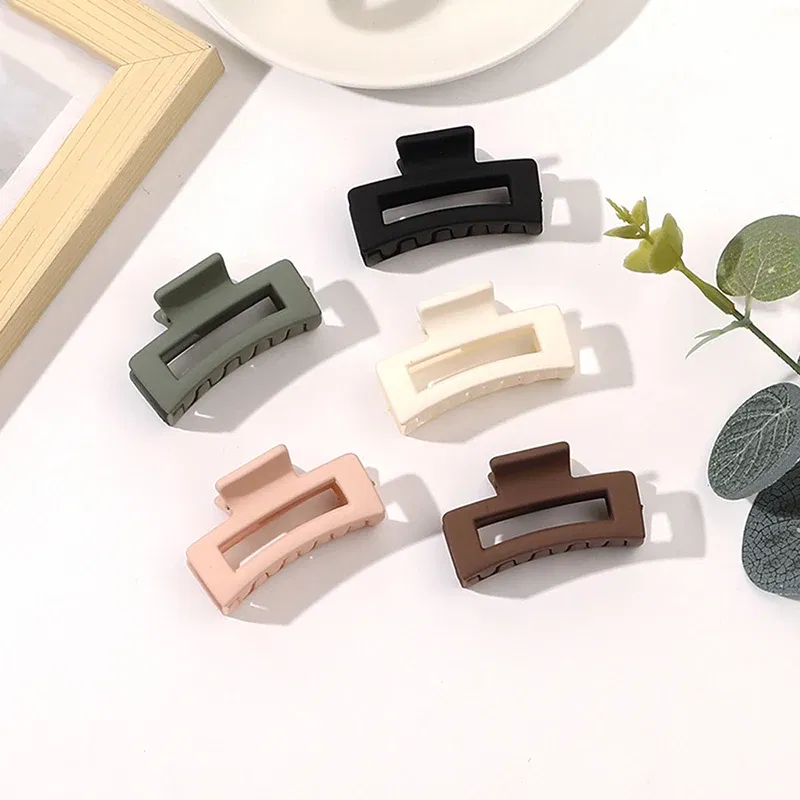 Color: green - Wholesale 4.5cm Frosted Matte Mini Grab Clip Crab Hair Clips Women Hollow Square Hair Catches Ponytail Clip Bangs Clip Top Clips