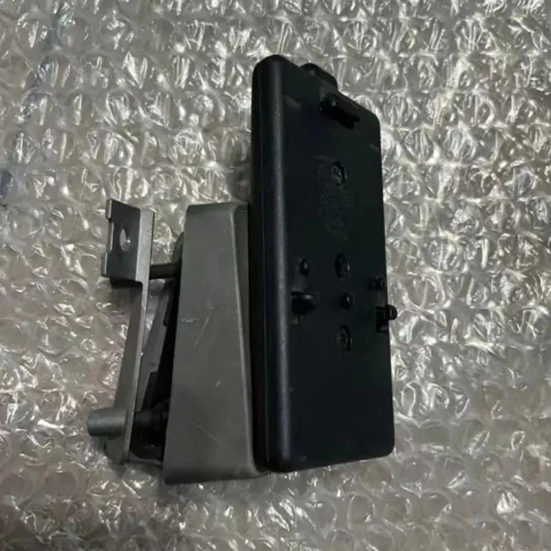 Color Name: Green - for VW Bora, Golf 4, R32 original car phone holder, phone holder