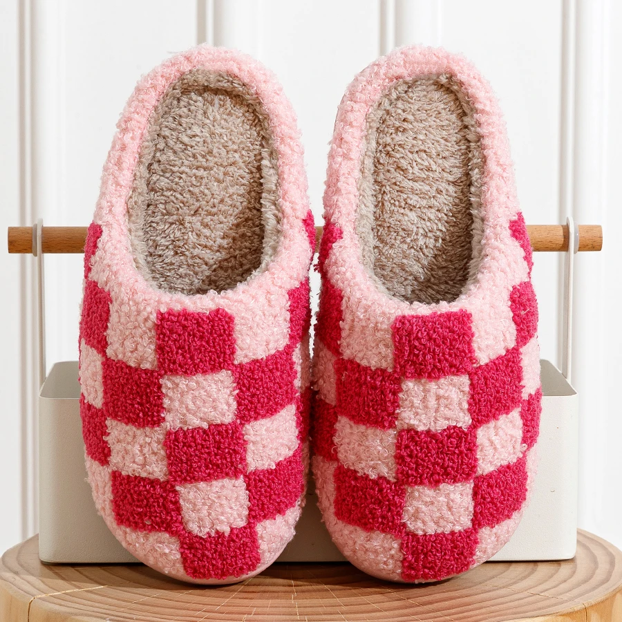 Color: Pink, Shoe Size: 37-38 - Fashion Retro Checker Women's Winter Warm Home Slippers Couple Indoor Bedroom Plush Anti-slip Soft Sole Leisure Shoes Men