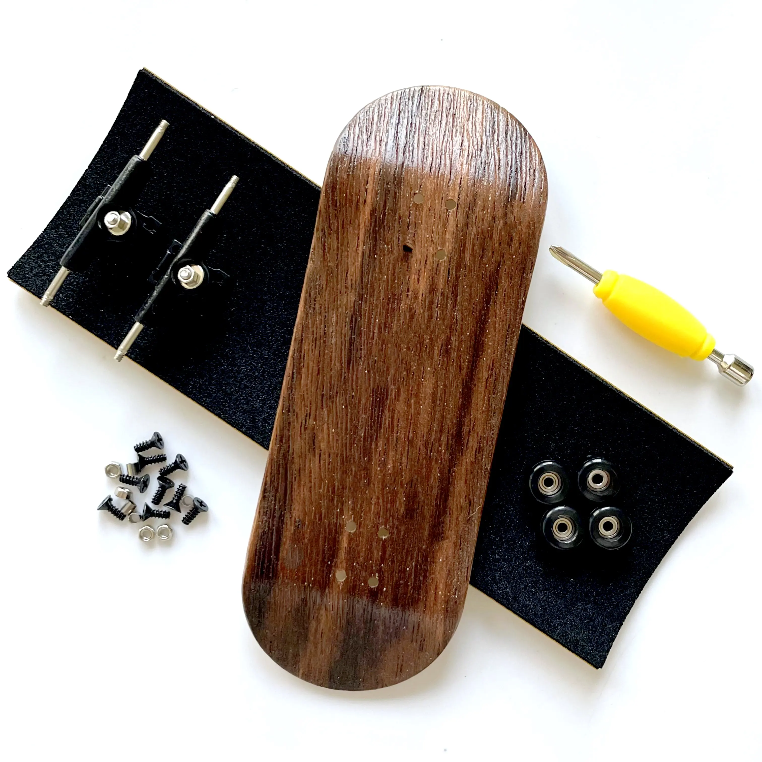 Color: WHITE - 34mm Fingerboard Set with Double Axle Trucks Bearing Wheels