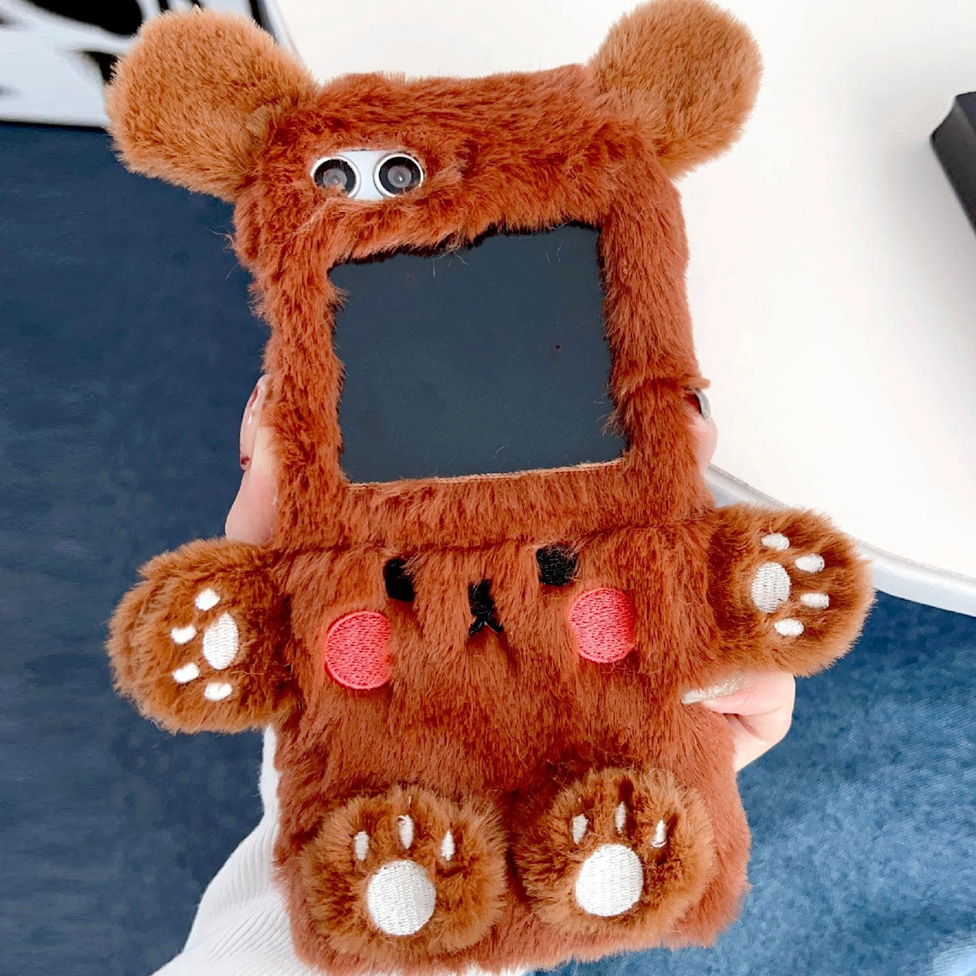 Color: WHITE, Size: Samsung Galaxy Z Flip 5 - Cartoon three-dimensional bear plush folding phone case for Samsung Galaxy Z Flip 3 4 5 all-inclusive plush folding phone case