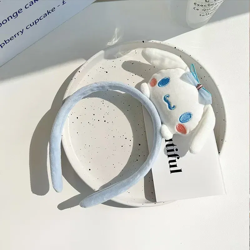 Color: CRIMSON - Sanrio Soft Plush Makeup Hairband Cute kuromi Cinnamoroll Melody Design Wash Face Makeup Non Slip Elastic Hair Accessories