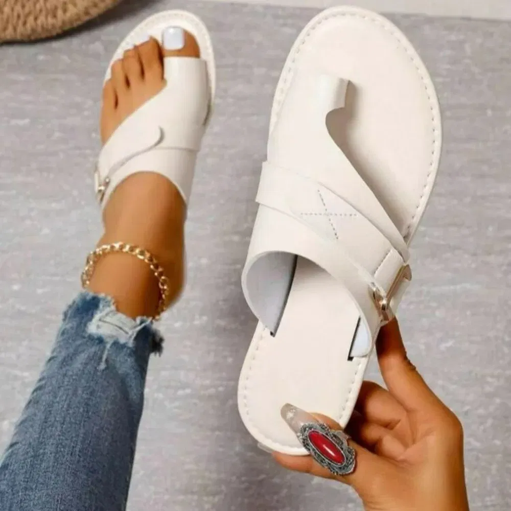 Color: Black, Shoe Size: 40 - Women Slippers Outdoor Casual Beach Women Shoes Summer New Flats Flip Flop Sandals Walking Clip Toe Rome Buckle Ladies Slides