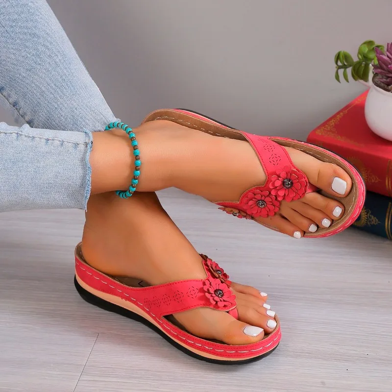 Color: black, Shoe Size: 40 - Clip Toe Summer Shoes Women's Slippers Sweet Three Flowers Platform Sandals Soft Casual Ladies Flip Flops 2024 ?‘осоно?¶ки ?–?µнски?µ