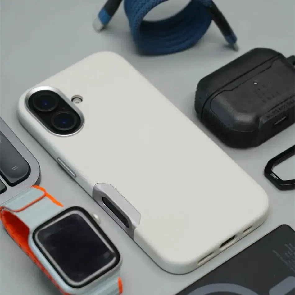 Color: Brown, Material: TPU - Aluminium Camera Button For iPhone 16 Pro Max Case Solid Leather Alloy Len Magnetic Wireless Charge Shockproof Cover For Magsafe