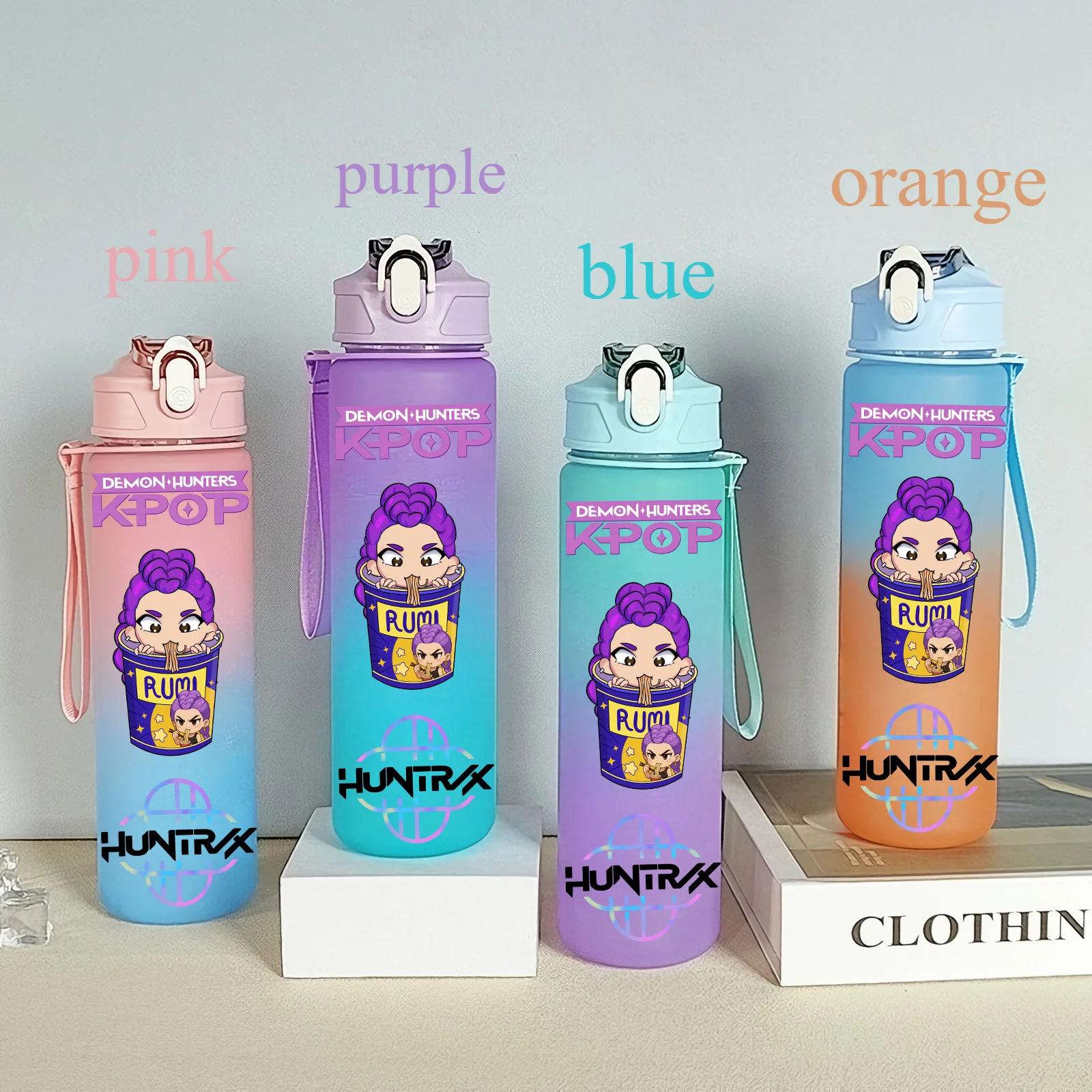 Color: Pale pinkish gray, Size: 25cm - 750ML K-pop Demon Hunters HUNTR X Rumi Mira Zoey Jinu Celine Kpop Plastic Water Cup K Pop Drinking Bottle School Huntrix Gourde