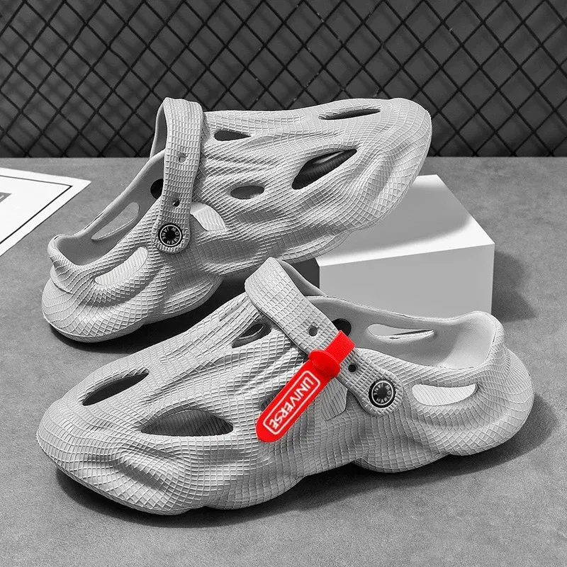 Color: black, Shoe Size: 42 - Summer Men's Clogs Sandals Lightweight Breathable Anti-slip Beach Slippers Men Outdoor Slippers Clogs Anti-slip Beach Slippers