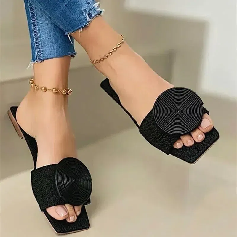 Color: Chocolate, Shoe Size: 43 - 2023 New Spring and Summer Women's Flat Slippers Fashion Beach Shoes Comfortable Slippers Versatile Lightweight Women's Shoes