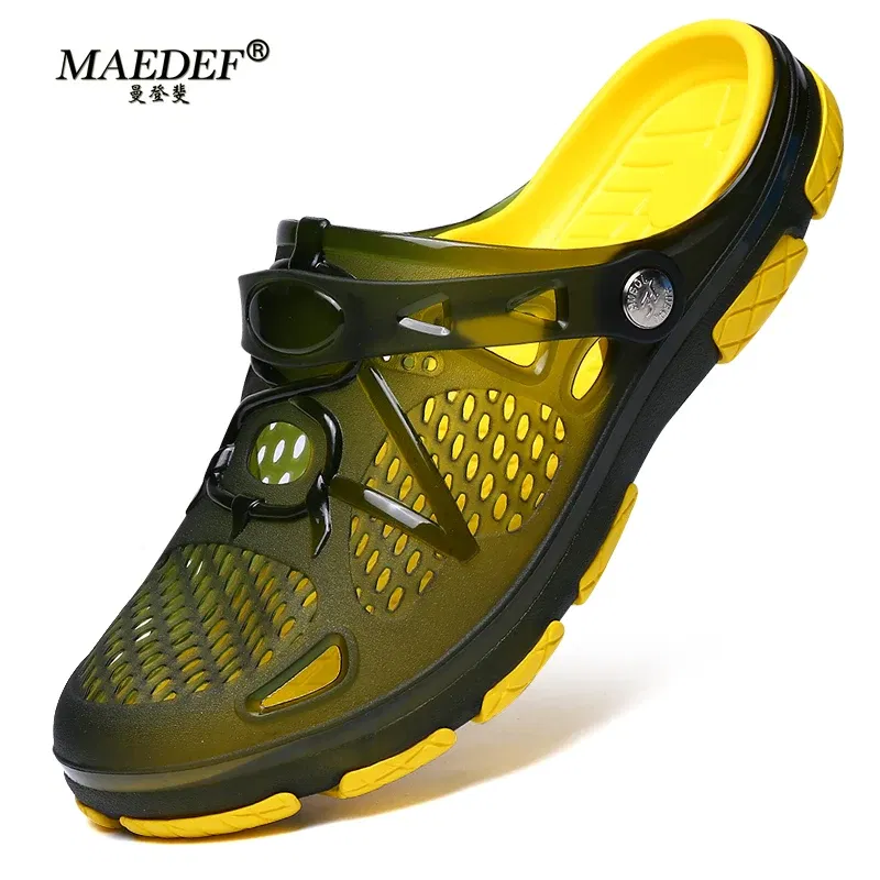 Color: black, Shoe Size: 39 - MAEDEF Fashion Men Slippers Summer Waterproof Beach Slippers Hot Sale Casual House Bathroom Slides Non Slip Outdoor Men's Shoes