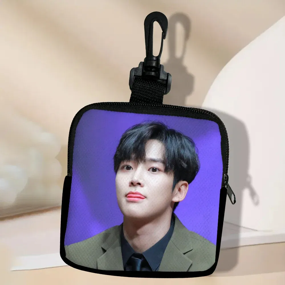 Color: light green - SF9 Rowoon Zipper Coin Purse Women's Simple Handbag Card Package Coin Bag  Purse Key Earphone Pouch 3.3